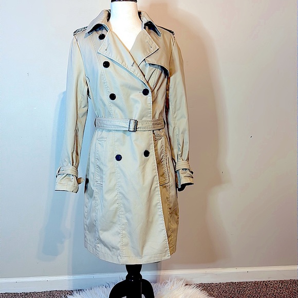 H&M Jackets & Blazers - H&M KNEE LENGTH TRENCH COAT